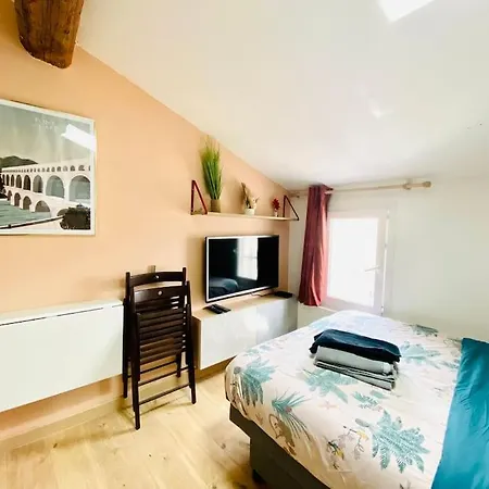 Tiny Flat - Coeur De Sous Les Toits Nîmes